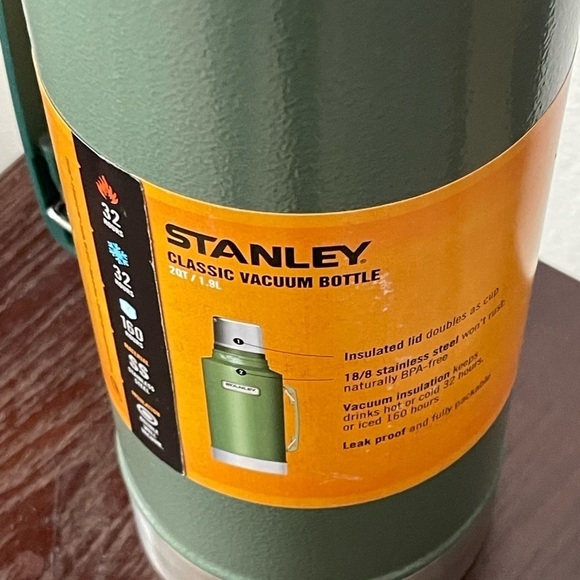 Stanley Double XL 2 qt Vacuum Travel Camping Bottle Thermos with  handle Green - Picture 5 of 8
